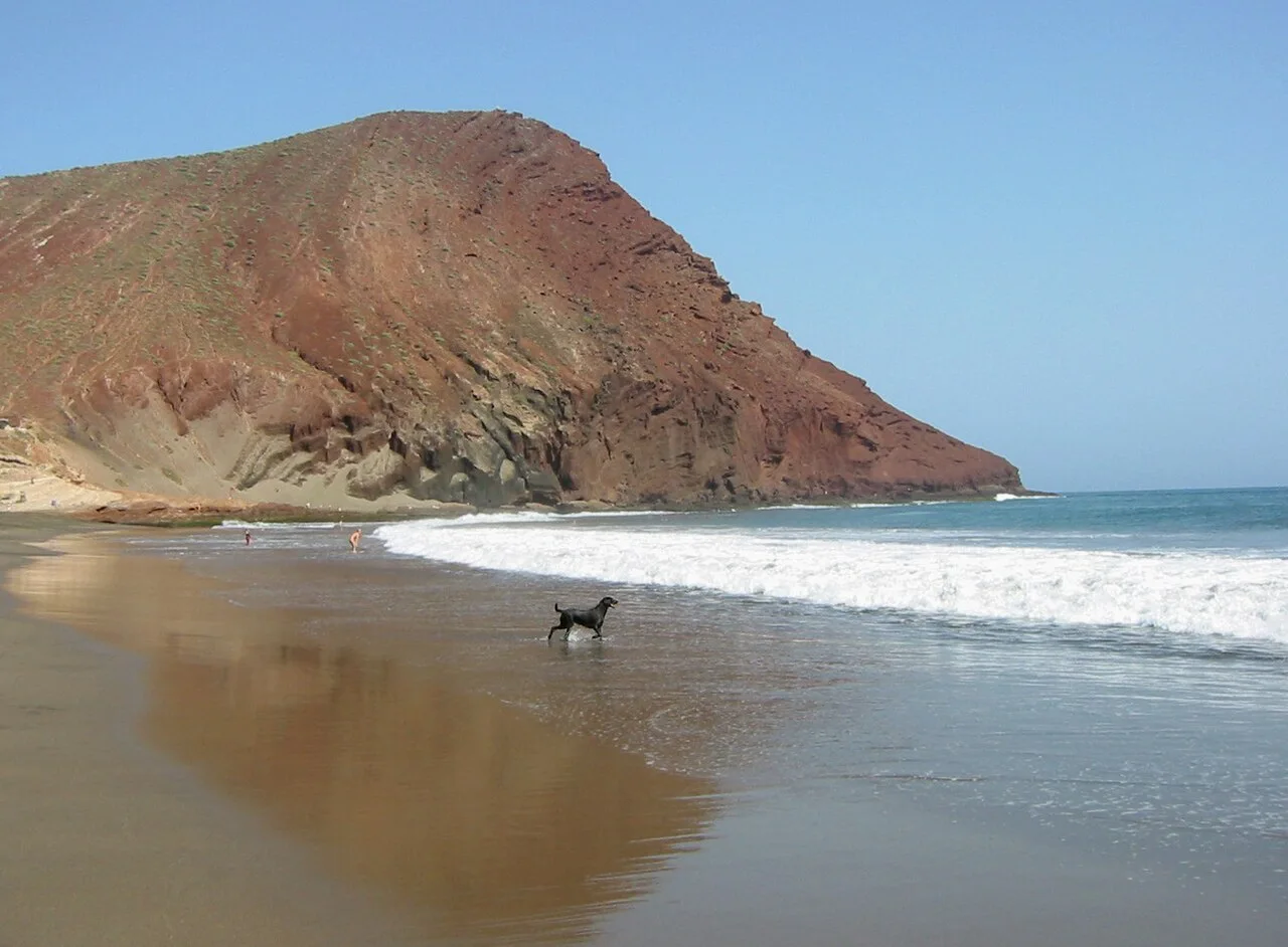 Playa de La Tejita · Granadilla · Montaña Roja